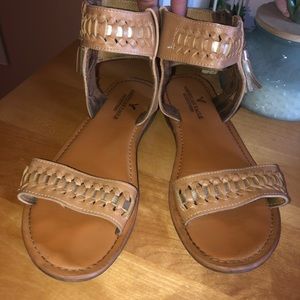 American Eagle Sandals